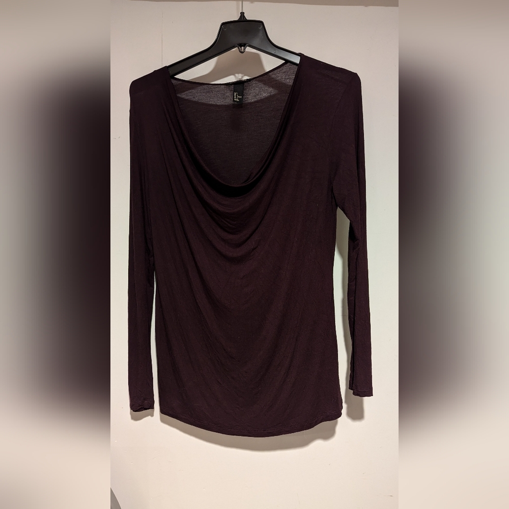 Light weight purple cowl neck